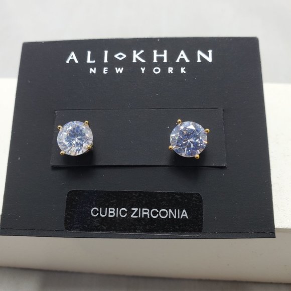 Ali Khan cubic Zirconia stud earring with gold frame 8MM - Picture 5 of 5